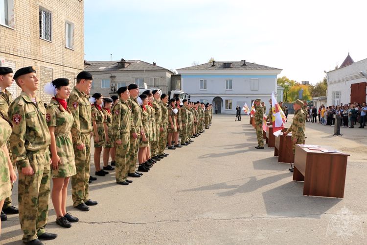 «В Благовещенске кадеты профильного класса Росгвардии приняли присягу»   