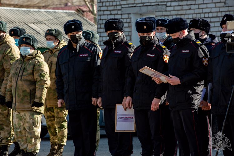 Фотоотчёт с торжественного построения к дню войск национальной гвардии РФ - 2021
