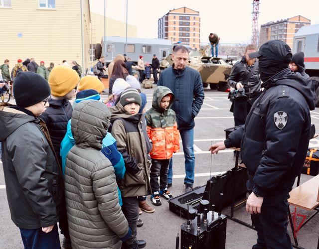 День открытых дверей в Управлении Росгвардии для детей города Благовещенска