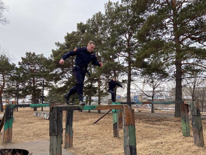 В Благовещенске прошел II этап конкурса профмастерства среди групп задержания вневедомственной охраны.