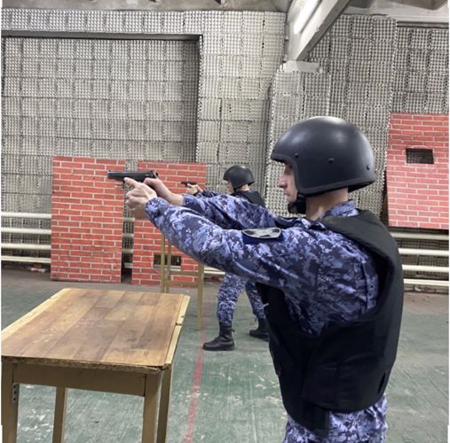 В Благовещенске прошел II этап конкурса профмастерства среди групп задержания вневедомственной охраны.