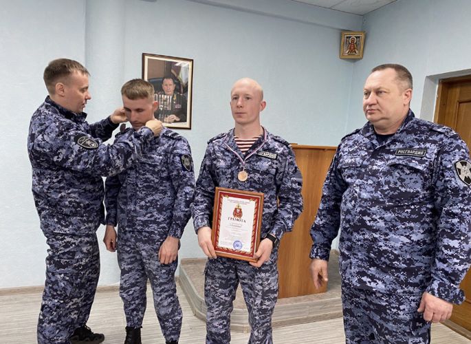 В Благовещенске прошел II этап конкурса профмастерства среди групп задержания вневедомственной охраны.
