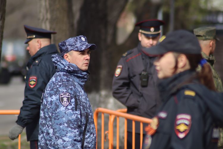 Личный состав Управления Росгвардии обеспечил охрану общественного порядка на мероприятиях в честь Дня Победы