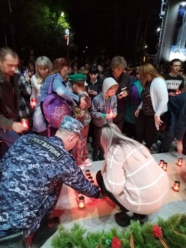 В Циолковском сотрудники вневедомственной охраны  Росгвардии приняли участие в акции «Свеча памяти»