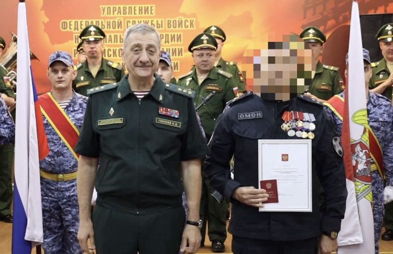 В Амурской области командующий Восточным округом Росгвардии вручил государственные и ведомственные награды