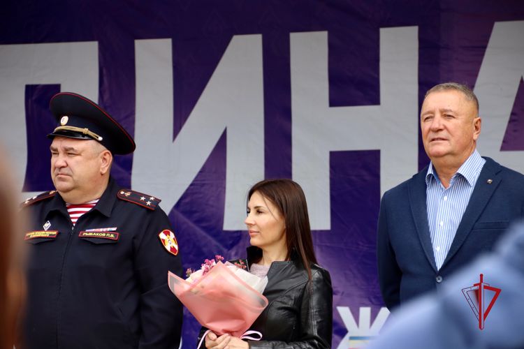 В Благовещенске дан старт проведения регионального Чемпионата по служебному двоеборью и легкоатлетическому кроссу среди команд силовых структур