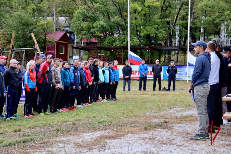 В Благовещенске дан старт проведения регионального Чемпионата по служебному двоеборью и легкоатлетическому кроссу среди команд силовых структур