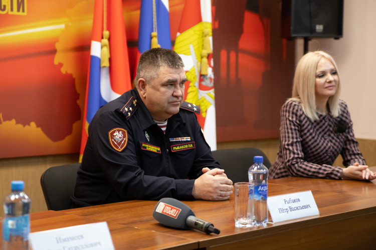  «Наставником месяца»  стал офицер Росгвардии в Благовещенске