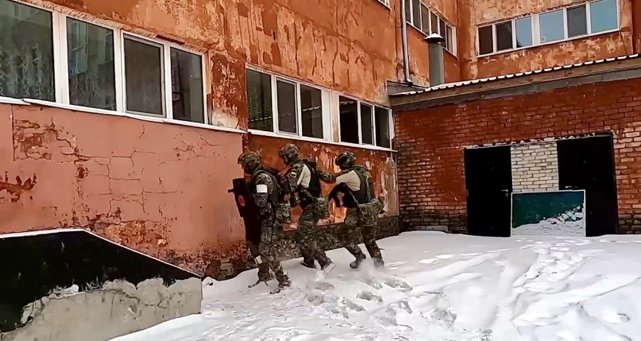 В Благовещенске сотрудники Росгвардии приняли участие в антитеррористических учениях