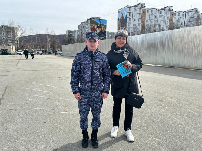 Личный состав Росгвардии присоединился к акции «Георгиевская ленточка»