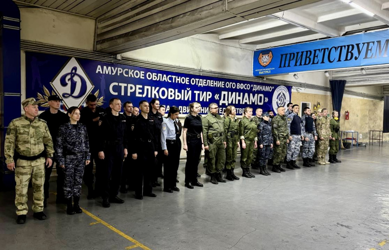 Команда Росгвардии победила в чемпионате Амурского отделения "Динамо" по стрельбе из боевого ручного стрелкового оружия