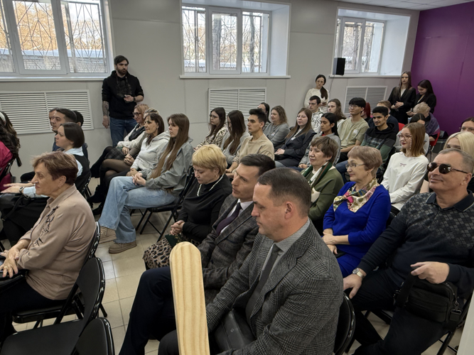 Представители Росгвардии в Амурской области приняли участие в открытии патриотического центра «Вызов»