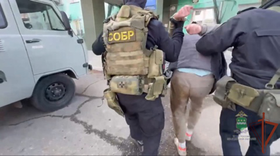 В Приамурье сотрудниками СОБР Росгвардии задержаны граждане, возможно причастные к совершению тяжкого преступления