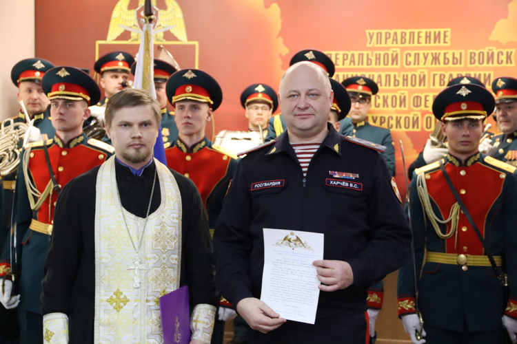 В День войск национальной гвардии Российской Федерации сотрудников и военнослужащих Росгвардии поздравили в Амурской области
