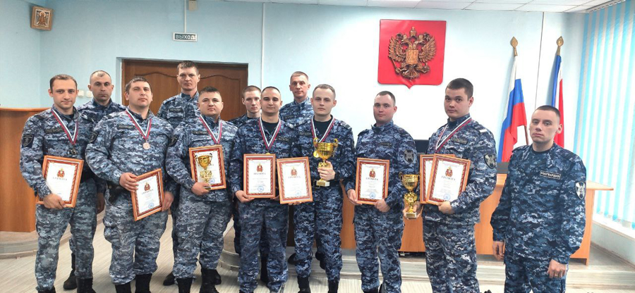 Конкурс профессионального мастерства среди сотрудников групп задержаний вневедомственной охраны прошел в Амурской области