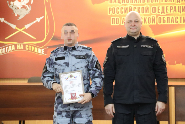 В день образования ОМОН «Уран» сотрудников отряда поздравил начальник Управления генерал-майор полиции Виталий Харчёв