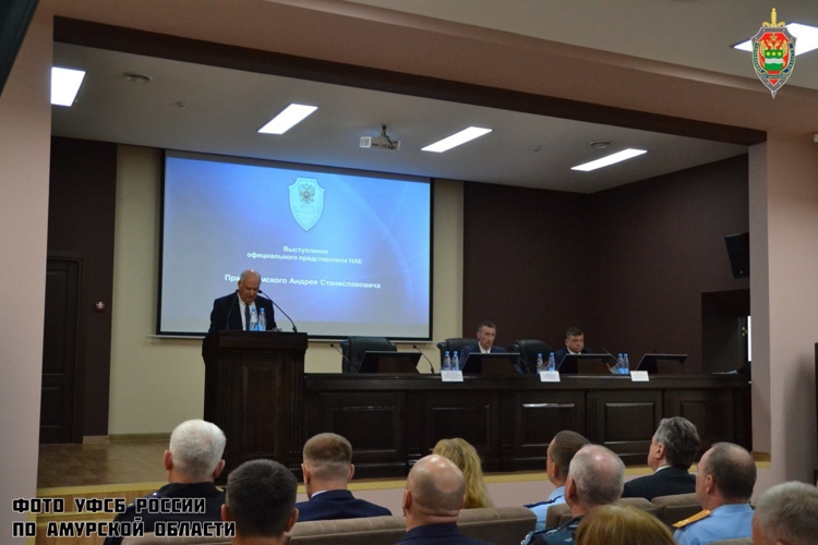 В Благовещенске врио начальника Управления Росгвардии принял участие в работе совещания по вопросам организации информирования населения о мерах по противодействию терроризму