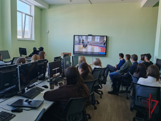 Сотрудники ОМОН «Уран» проводят профилактические встречи с благовещенскими студентами