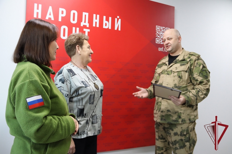 Начальник Управления Росгвардии генерал-майор полиции Виталий Харчёв встретился с руководителем «Народного фронта» в Амурской области