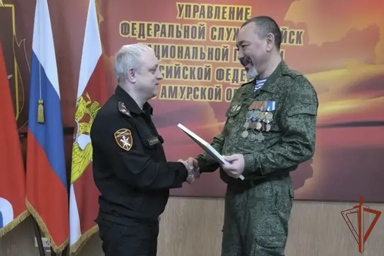 Росгвардия в Амурской области продолжает оказывать помощь участникам СВО