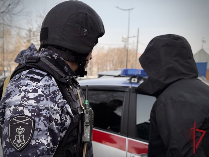 В Циолковском сотрудники Росгвардии задержали подозреваемого в совершении преступления