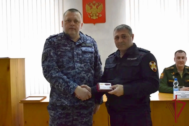 В районах Амурской области прошли торжественные мероприятия посвященные 10 - летию Росгвардии и 215 - летию войск правопорядка 