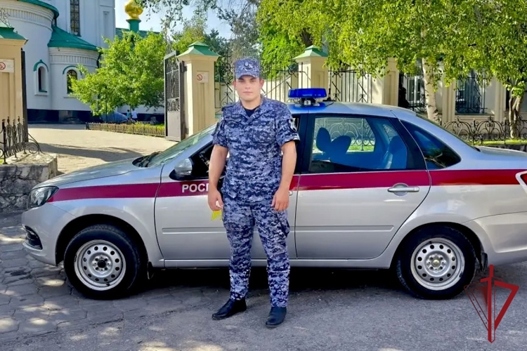 Лучший водитель групп задержаний вневедомственной охраны Восточного округа Росгвардии живет и служит в Амурской области