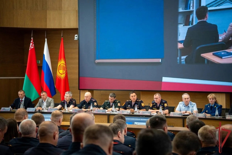 Руководитель отдела вневедомственной охраны Росгвардии по Амурской области принял участие во Всероссийском совещании-семинаре в Нижнем Новгороде